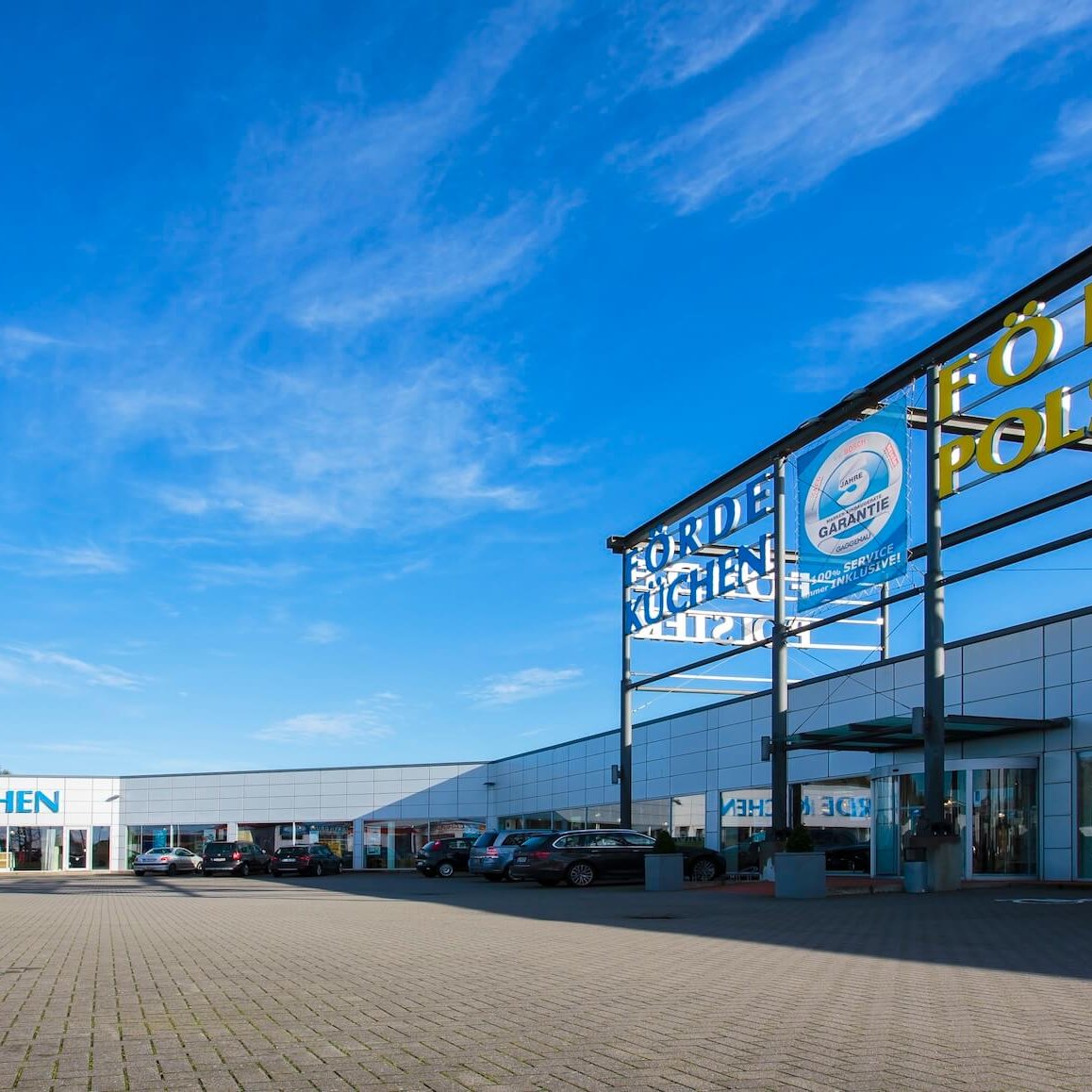 Küchenstudio vs. Möbelhaus: Wo Sie Ihre Küche ohne Reue kaufen