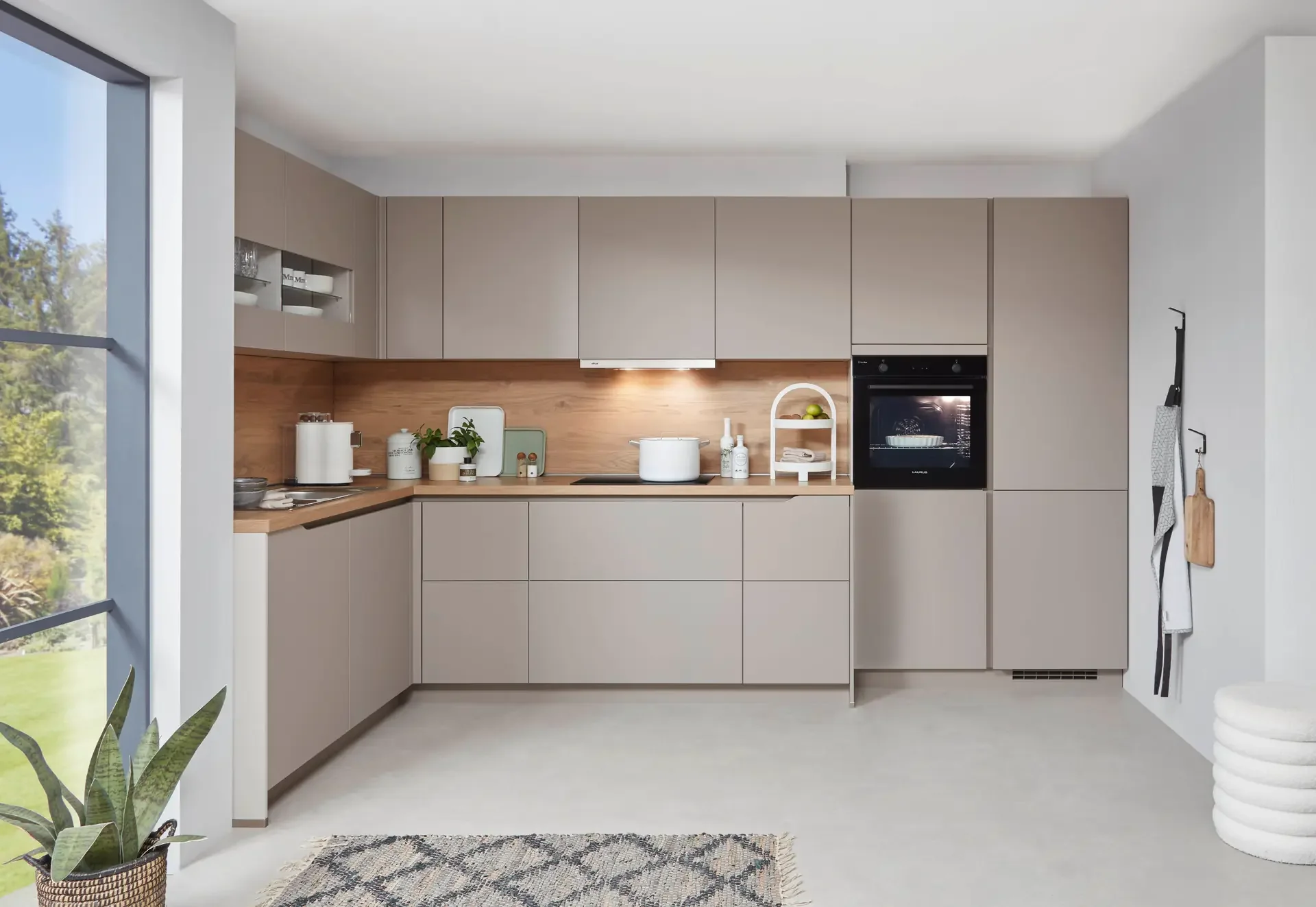 Nobilia Senso moderne L-Küche Beige