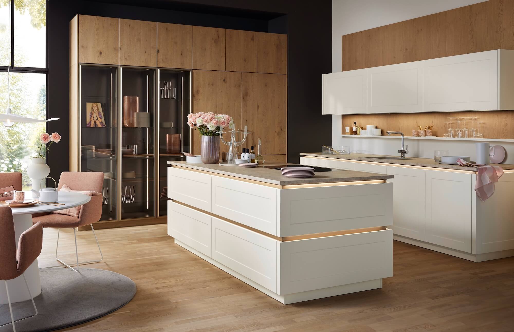 Nolte Design Landhausküche weiß grifflos